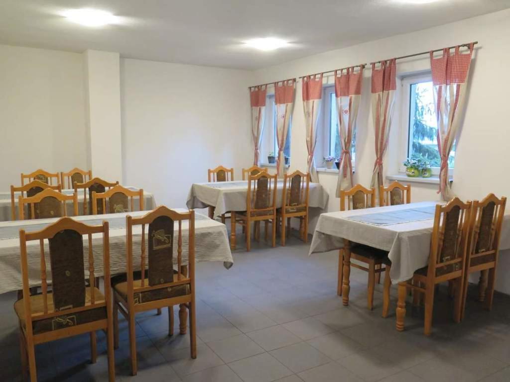 Ubytovna Krivan Vazec Exterior photo